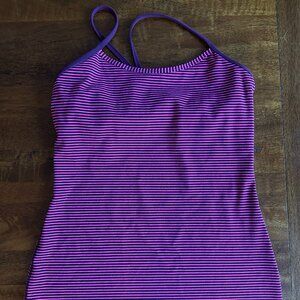 lululemon Y power tank in fuchsia and maroon - size 4
